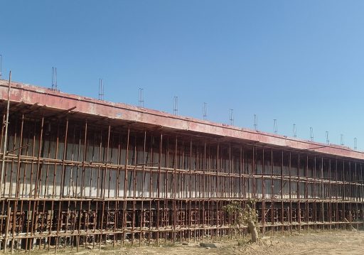 सिधनियाघाटमा तीव्र गतिमा पक्की पुल निर्माण हुँदै