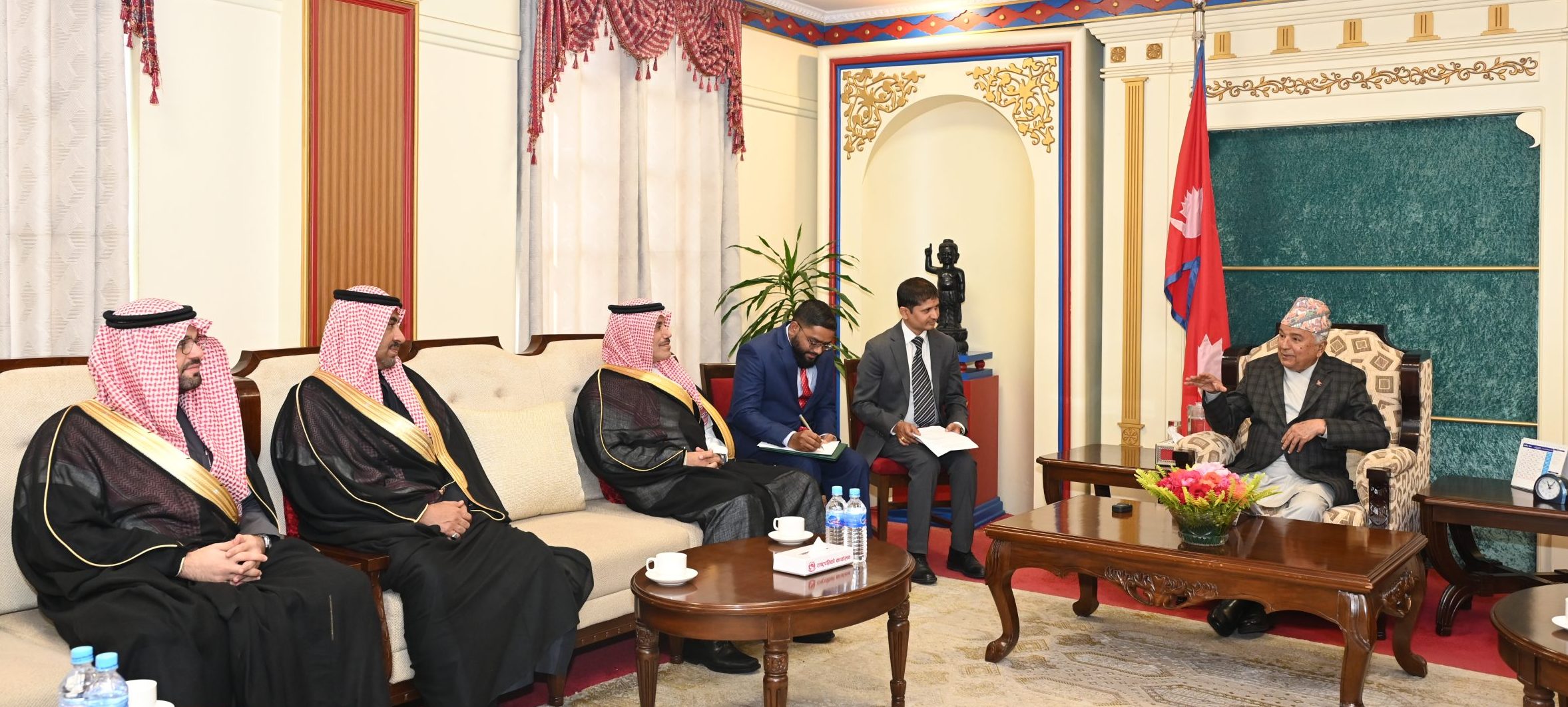 राष्ट्रपतिसँग साउदी अरबका राजदूतको बिदाइ भेट