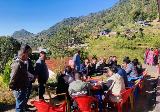 बेलढुङ्गा घरबासमा पाहुनाको रोजाइ ‘कोदोको सेलरोटी’